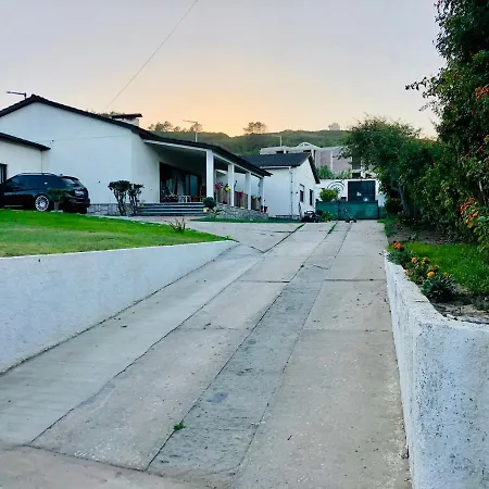 Casa Do Trevo בית אירוח Salir de Porto