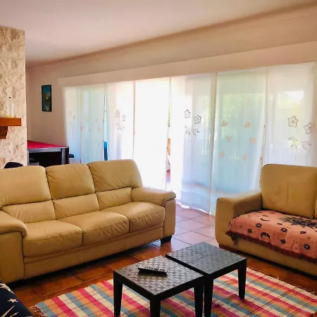 Rum i privatbostad Casa Do Trevo Salir de Porto